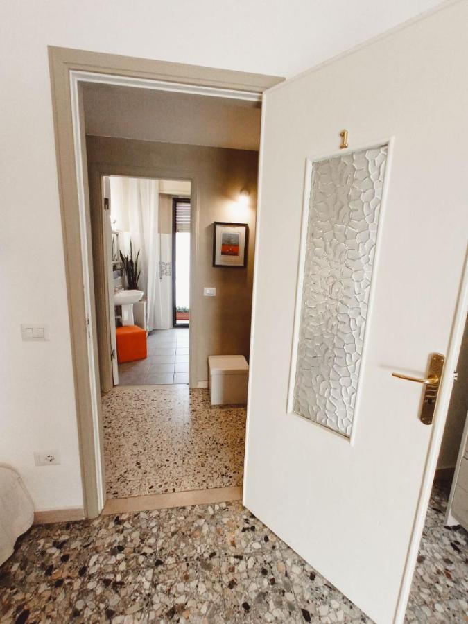 Myhouse Hotel Olbia Buitenkant foto
